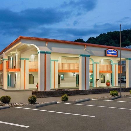 Howard Johnson By Wyndham Chattanooga Lookout Mountain I-24 Exterior photo