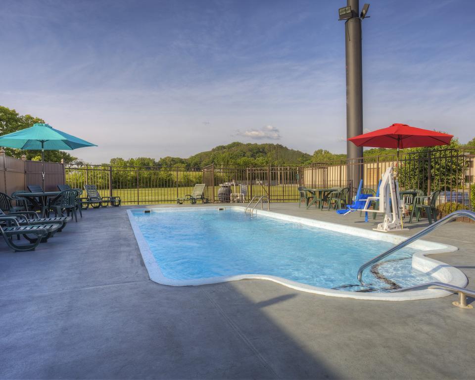 Howard Johnson By Wyndham Chattanooga Lookout Mountain I-24 Exterior photo