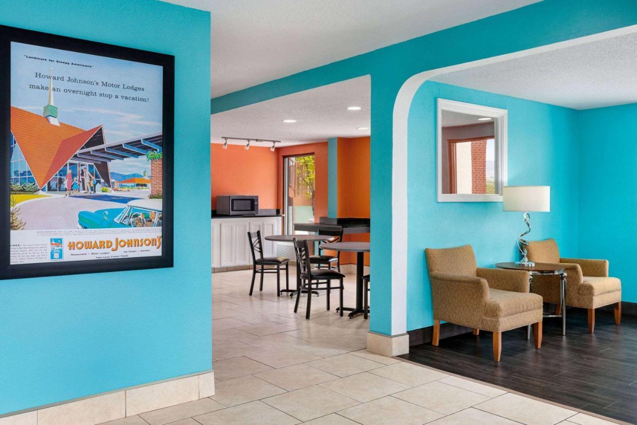Howard Johnson By Wyndham Chattanooga Lookout Mountain I-24 Exterior photo