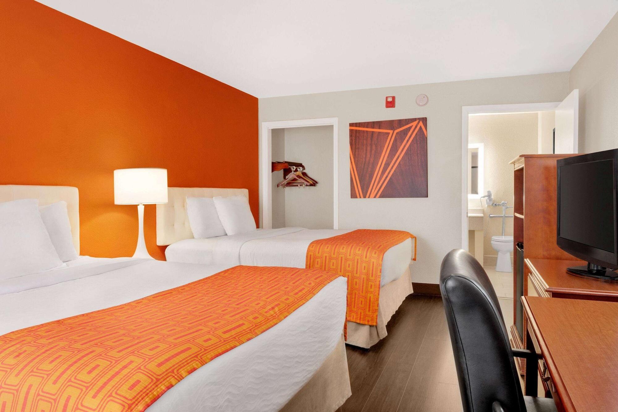 Howard Johnson By Wyndham Chattanooga Lookout Mountain I-24 Exterior photo