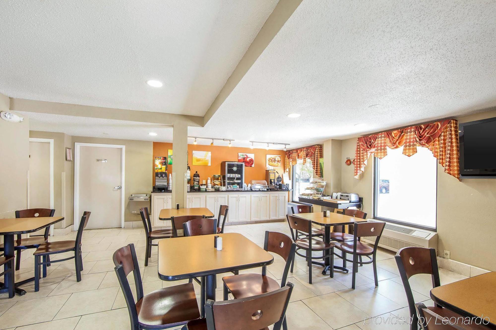 Howard Johnson By Wyndham Chattanooga Lookout Mountain I-24 Exterior photo