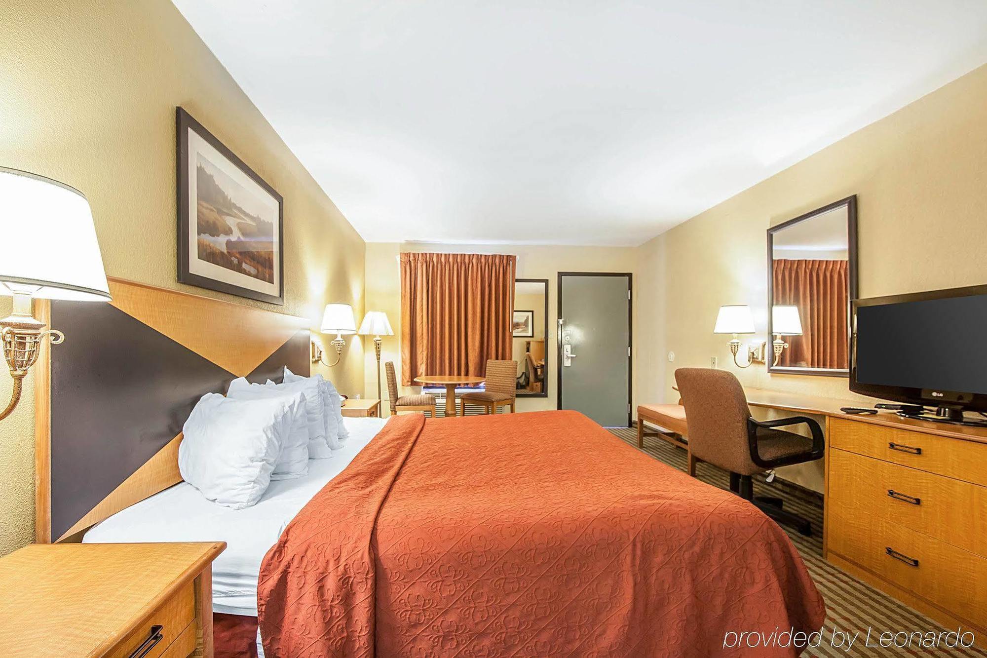 Howard Johnson By Wyndham Chattanooga Lookout Mountain I-24 Exterior photo