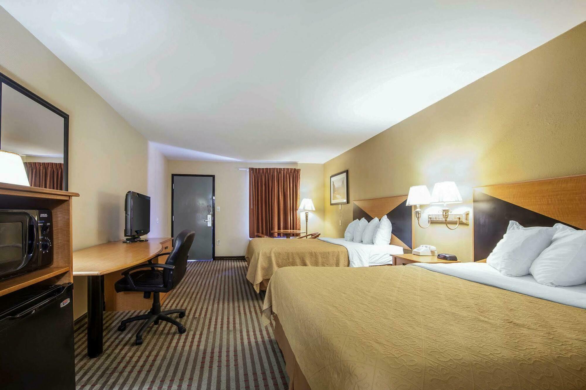 Howard Johnson By Wyndham Chattanooga Lookout Mountain I-24 Exterior photo